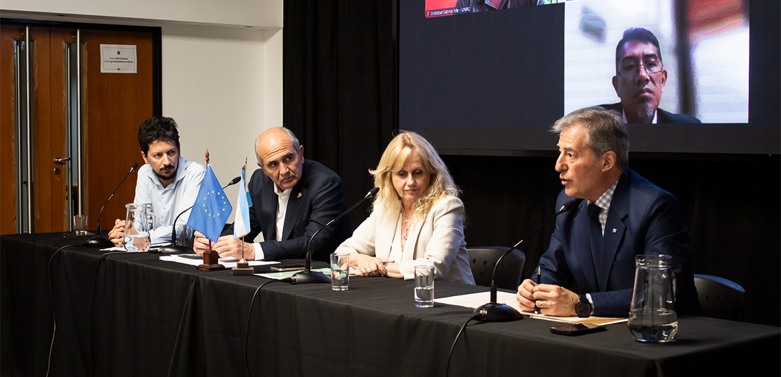 Transformación digital en gobierno junto con la Unión Europea